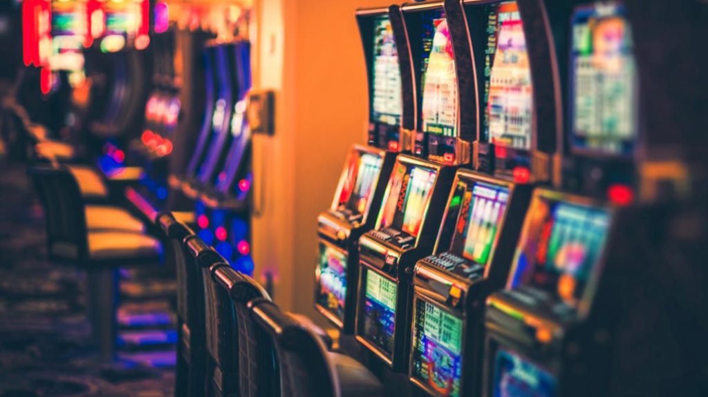 加拿大安省的賭場被允許開放供個人賭博